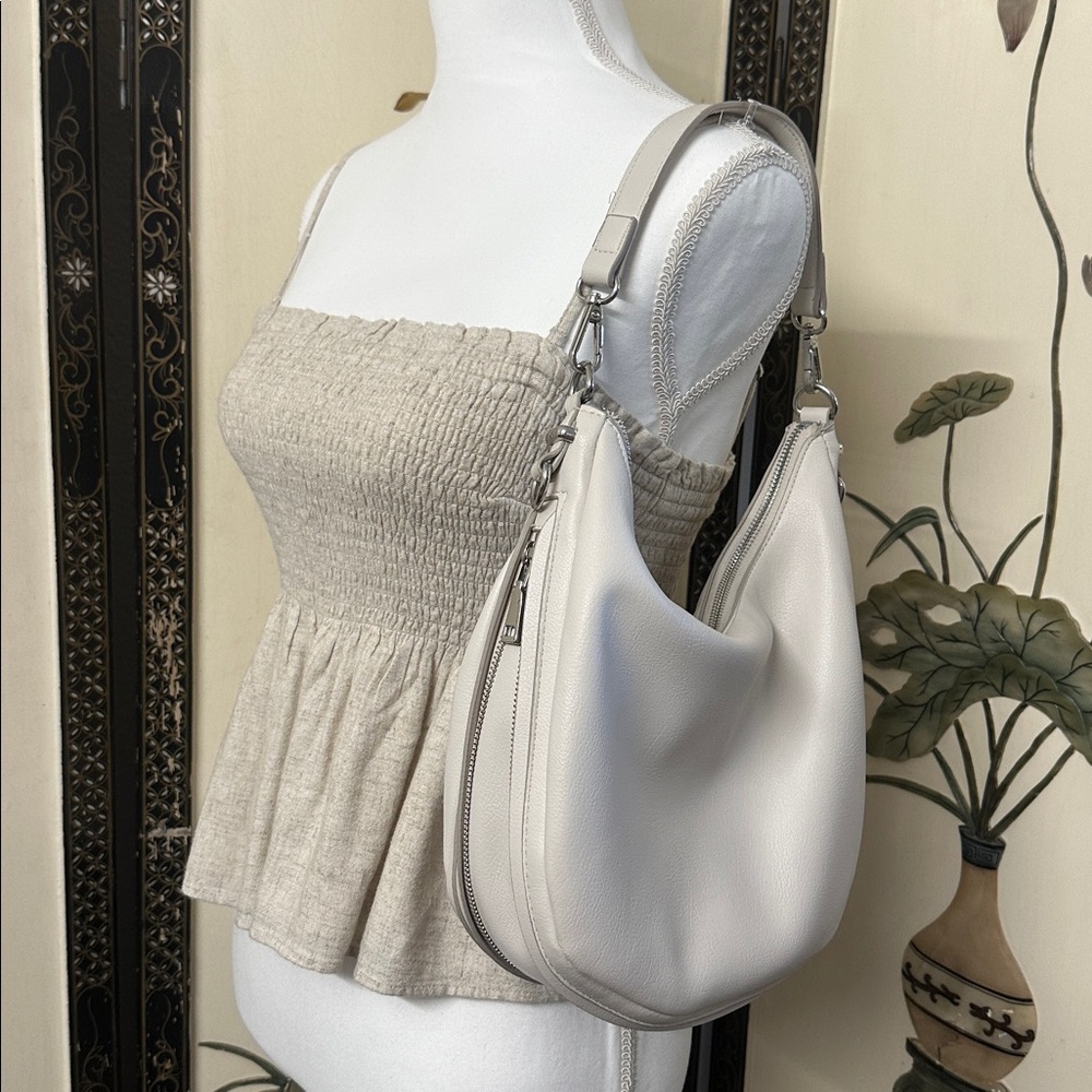 Classic white Chic Shoulder Bag